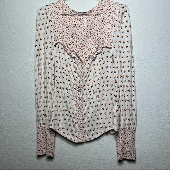 Free People Kissin Kate Top ob833256 - Picture 2 of 10